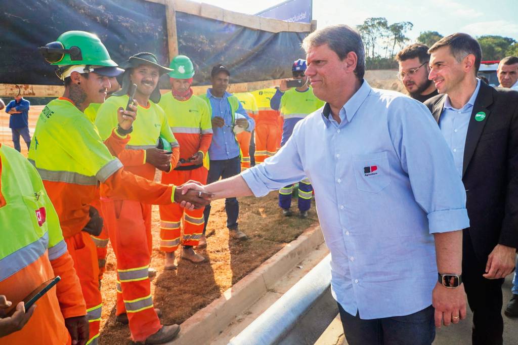 6—TARCISIO-DE-FREITAS2024-7-b.jpg EM ESPERA - Tarcísio: nome forte da oposição, ele afirma que pretende disputar apenas a reeleição em São Paulo