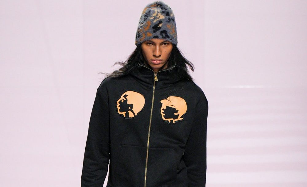Oportunidade e disciplina: jovem brasileiro Amós Abreu é destaque no desfile da Louis Vuitton, em Paris