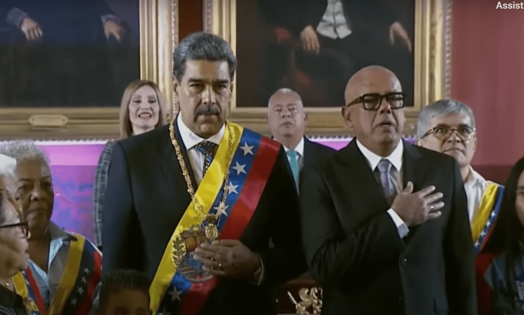 Nicolás Maduro faz juramento e toma posse para terceiro mandato como presidente da Venezuela, em meio a acusações de fraude eleitoral. 10/01/2025 -