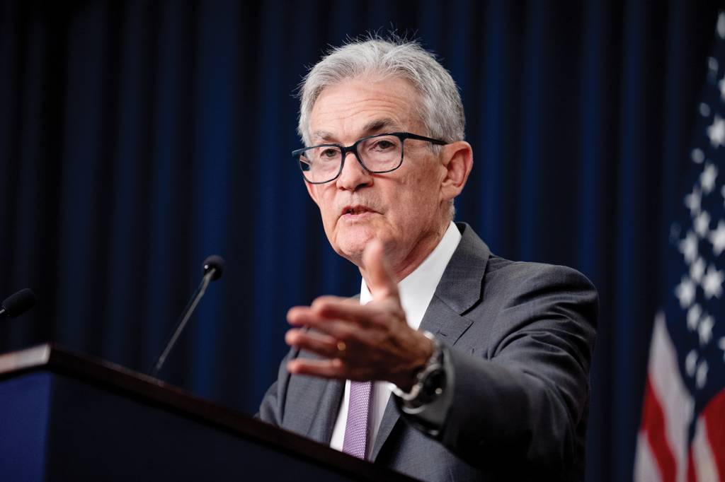 GettyImages-2164068118 RISCO EXTERNO - Jerome Powell, presidente do Fed, o BC dos Estados Unidos: menos cortes de juros