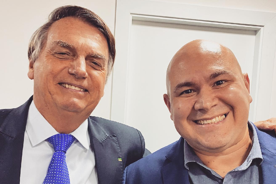 O ex-presidente Jair Bolsonaro e o prefeito de Cuiabá, Abilio Brunini (PL)