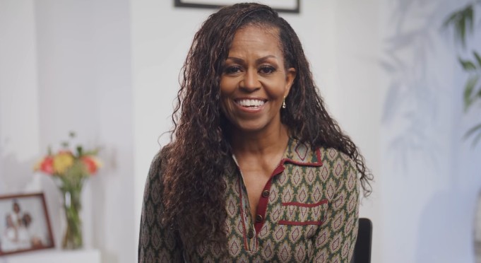 Michelle Obama se manifesta após ausência na posse de Trump