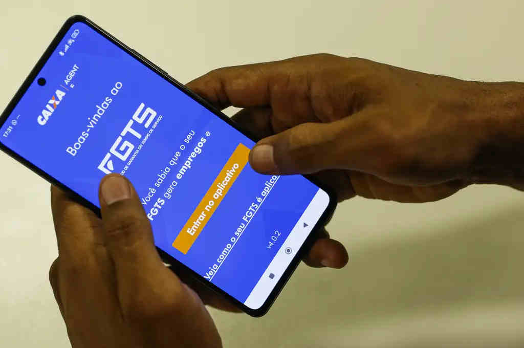 FGTS muda regras e limita uso do saque-aniversário para empréstimos; veja o que muda