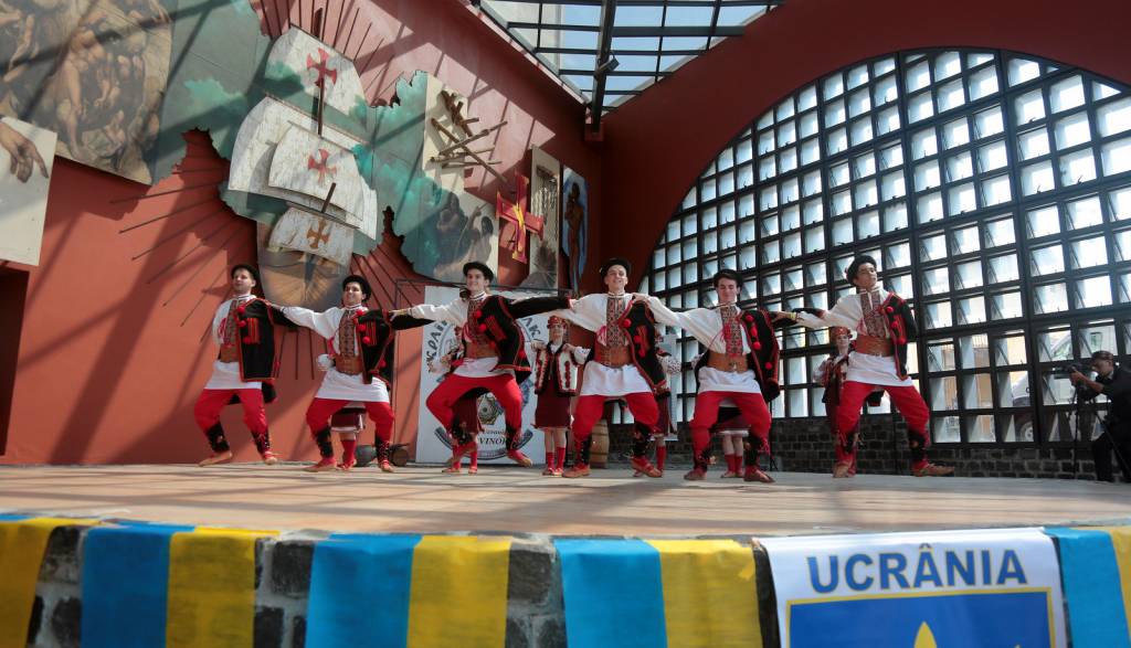 O presente do governo Lula para a Sociedade Ucraniana do Brasil