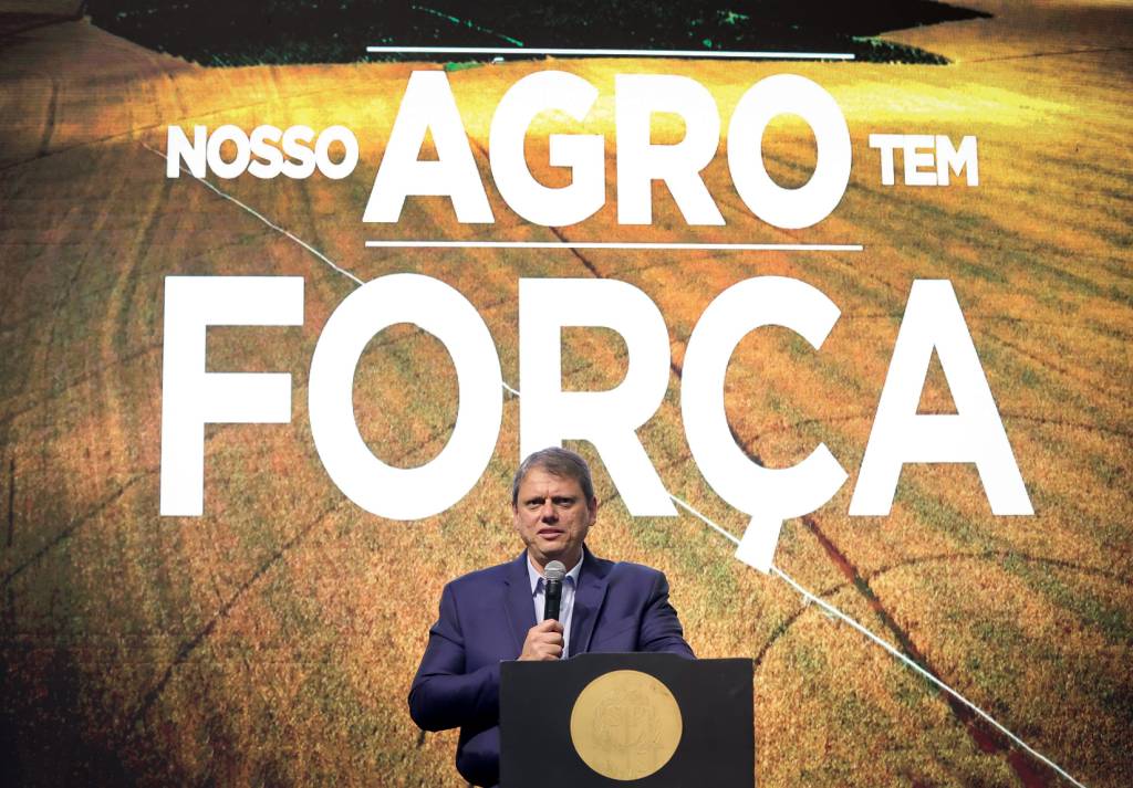2D (2) – 54340564620_d216384fd5_o.jpg CONTRAPONTO - Tarcísio: afagos ao setor durante evento em São Paulo