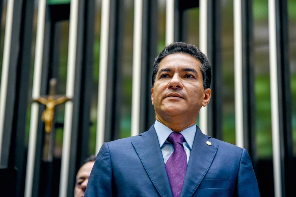 Marcos Pereira rebate ataque de Malafaia: ‘transpira ódio’