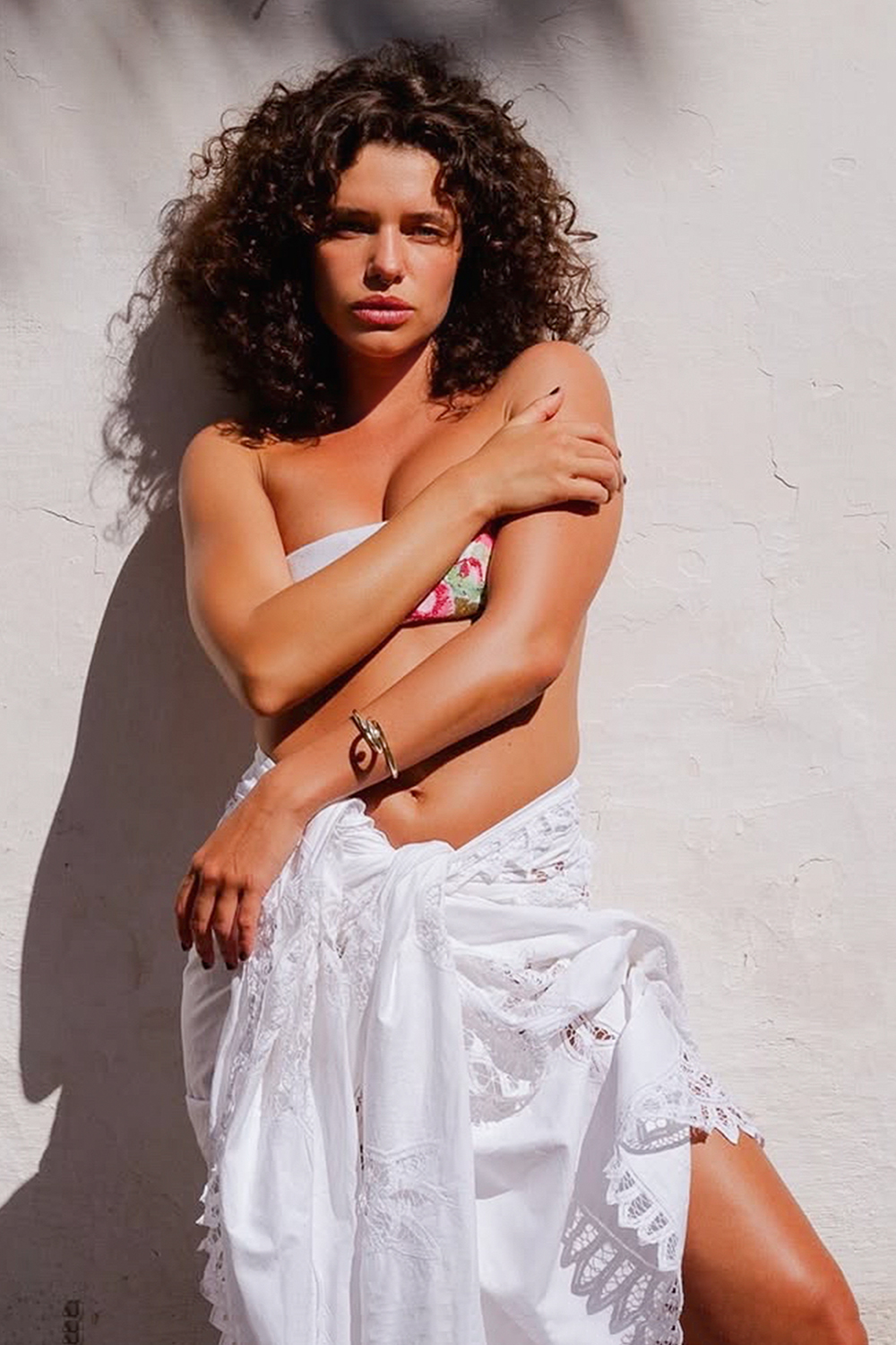 Bruna-Linzmeyer.jpg Bruna Linzmeyer