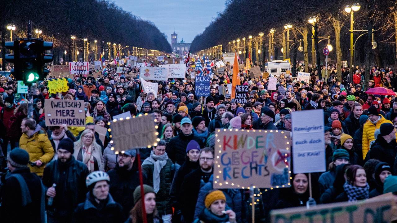 Berlim, no domingo 2, mais de 160 000 pessoas foram às ruas