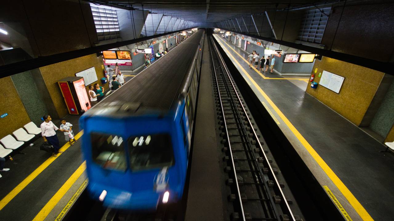 The Rio de Janeiro Metro, commonly referred to as just the Metrô in Rio, is a mass-transit underground railway network that serves the city of Rio de Janeiro, Brazil. The Metrô was inaugurated on March 5, 1979, with five stations operating on one line. The system now covers a total of 41 kilometres (25 mi), serving 35 stations, divided into two lines: Line 1 (16 kilometres (9.9 mi)) and Line 2 (30.2 kilometres (18.8 mi)), which together travel over a shared stretch of line that covers 10 stations and an approximate distance of 5 kilometers. Metrô Rio has the second highest passenger volume of the metro systems in Brazil, after the São Paulo Metro.