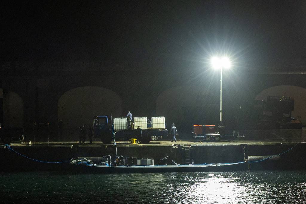Brasileiros estão entre os presos por Portugal em submarino com 6,5 toneladas de cocaína