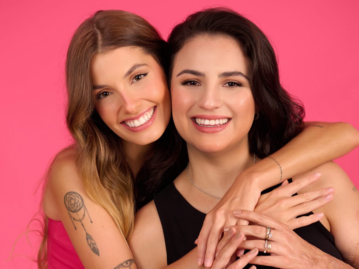 Influencer Paola Antonini e sobrevivente da Boate... | VEJA