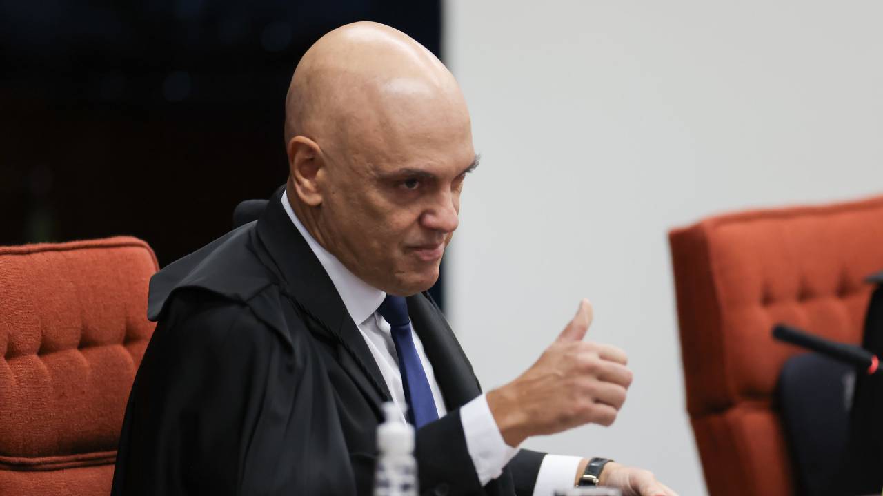 Julgamento da denúncia da PGR contra Jair Bolsonaro e outros sete acusados de tentativa de golpe