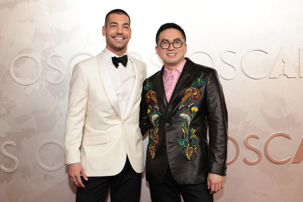 97th Annual Oscars – Arrivals Matt Rogers e Bowen Yang, de Wicked, no Oscar 2025 -