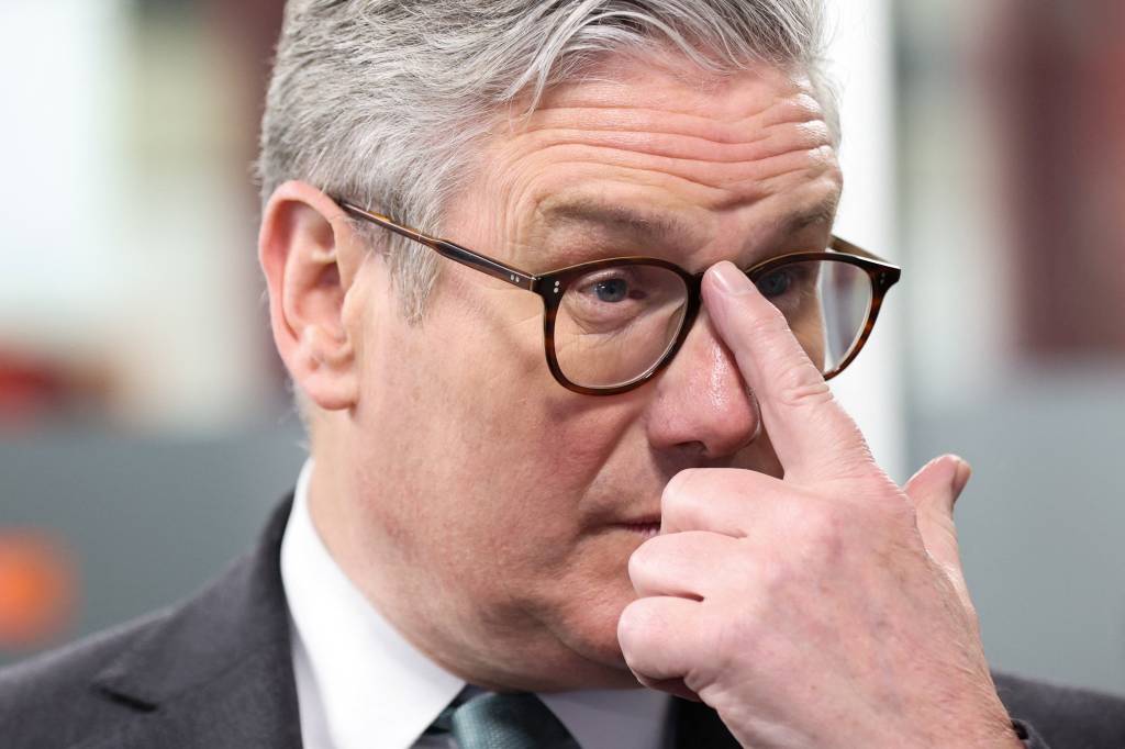 Reino Unido lança plano contra espionagem após tentativa da China de recrutar parlamentares