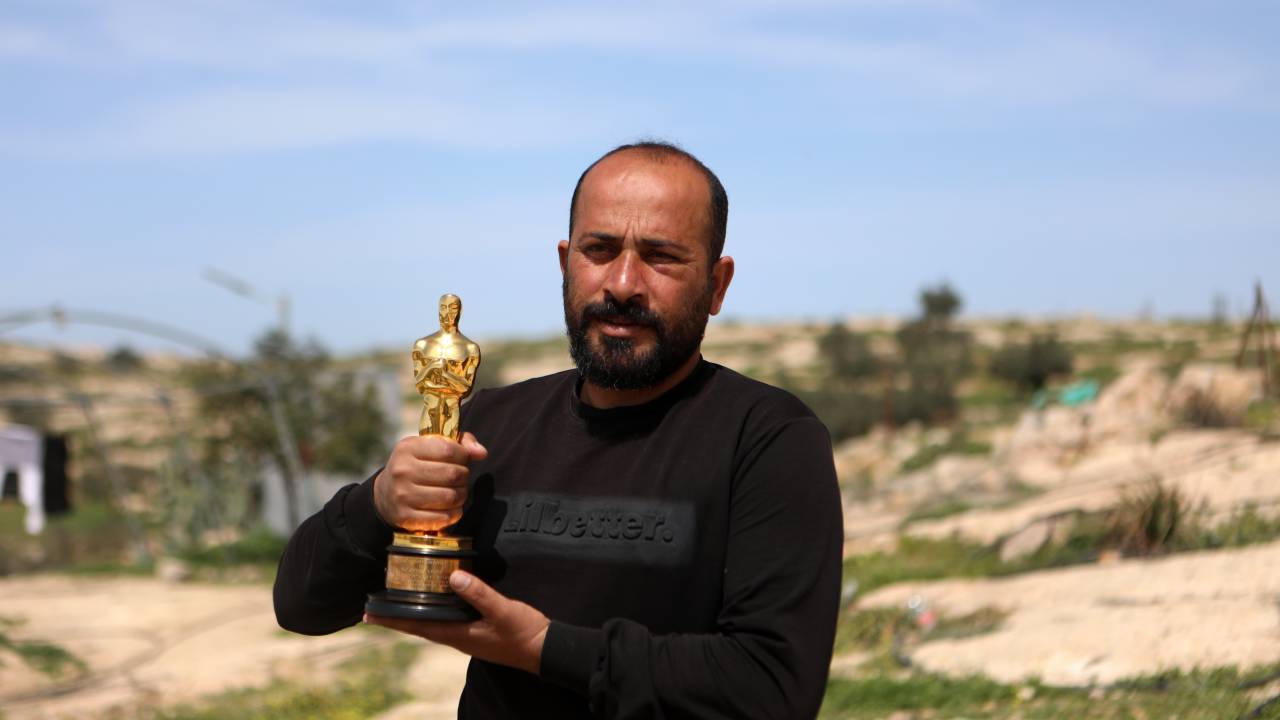 Hamdan Ballal em entrevista após ser liberado por soldados israelenses