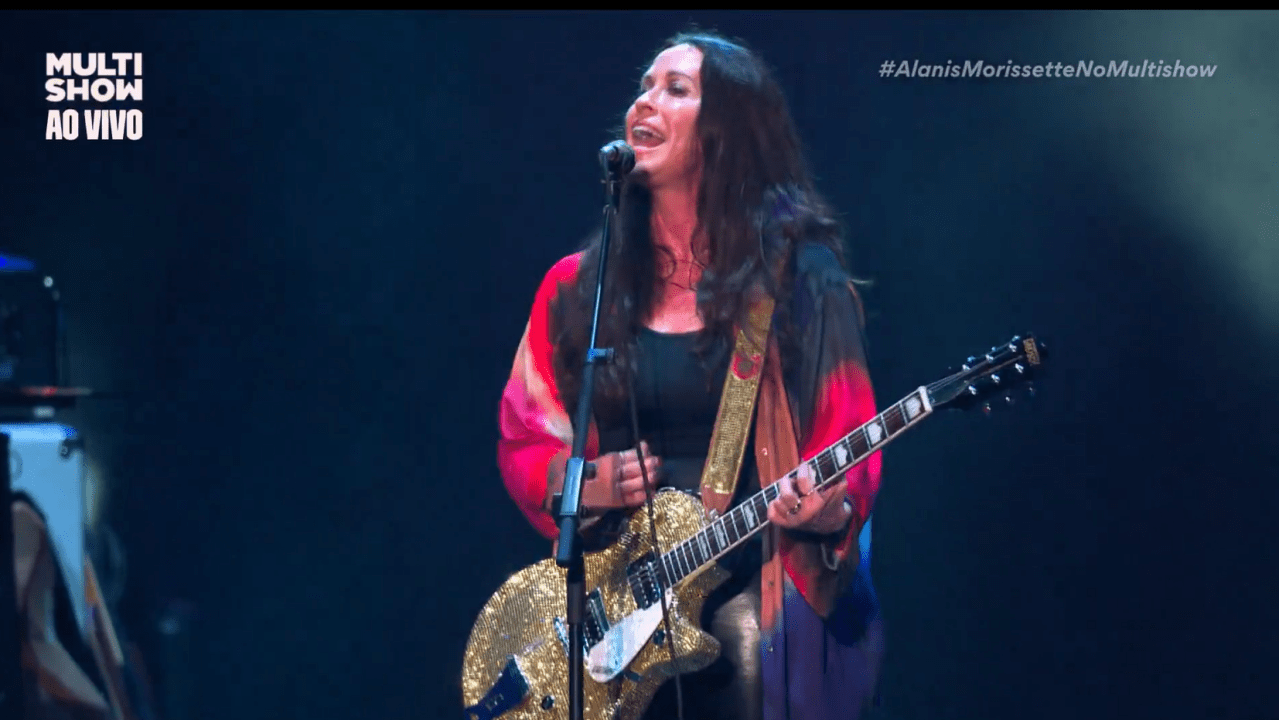 A cantora Alanis Morissette se apresenta no Lollapalooza 2025