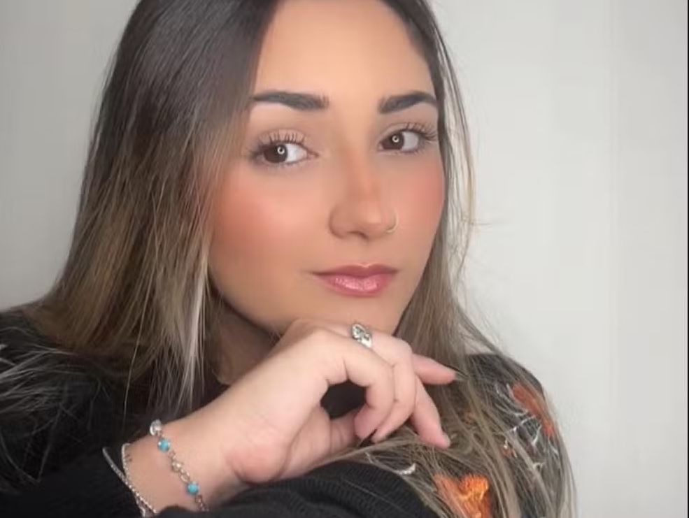 Jovem baleada na cabeça durante operação policial...