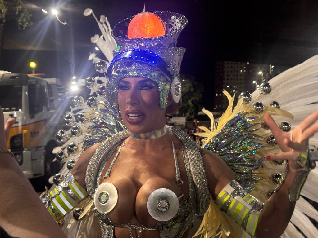 Tati Minerato anuncia reconciliação com irmã acusada de racismo