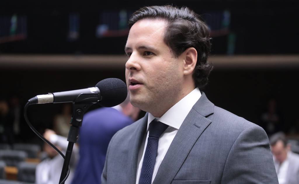 A justificativa de deputado para PEC que limita operações contra políticos