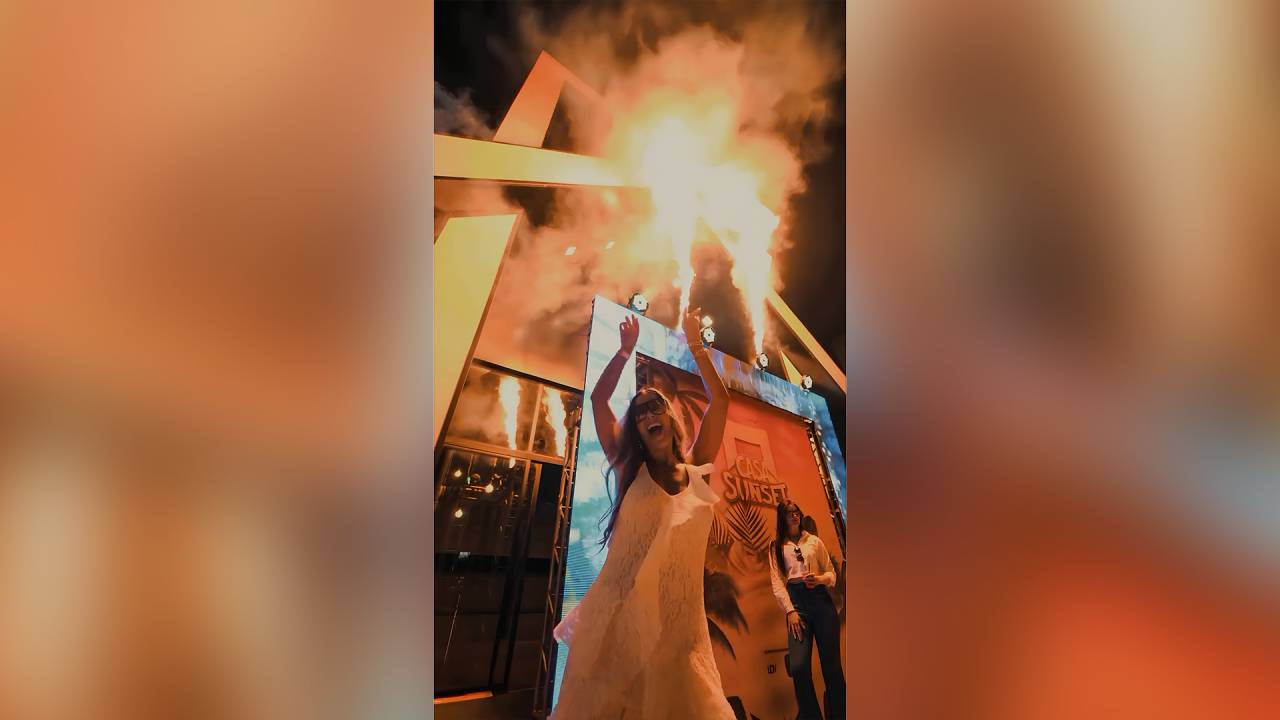 AGITO GOSPEL - Igreja Casa, em Goiânia: o DJ bota música eletrônica na caixa em evento que junta centenas de pessoas