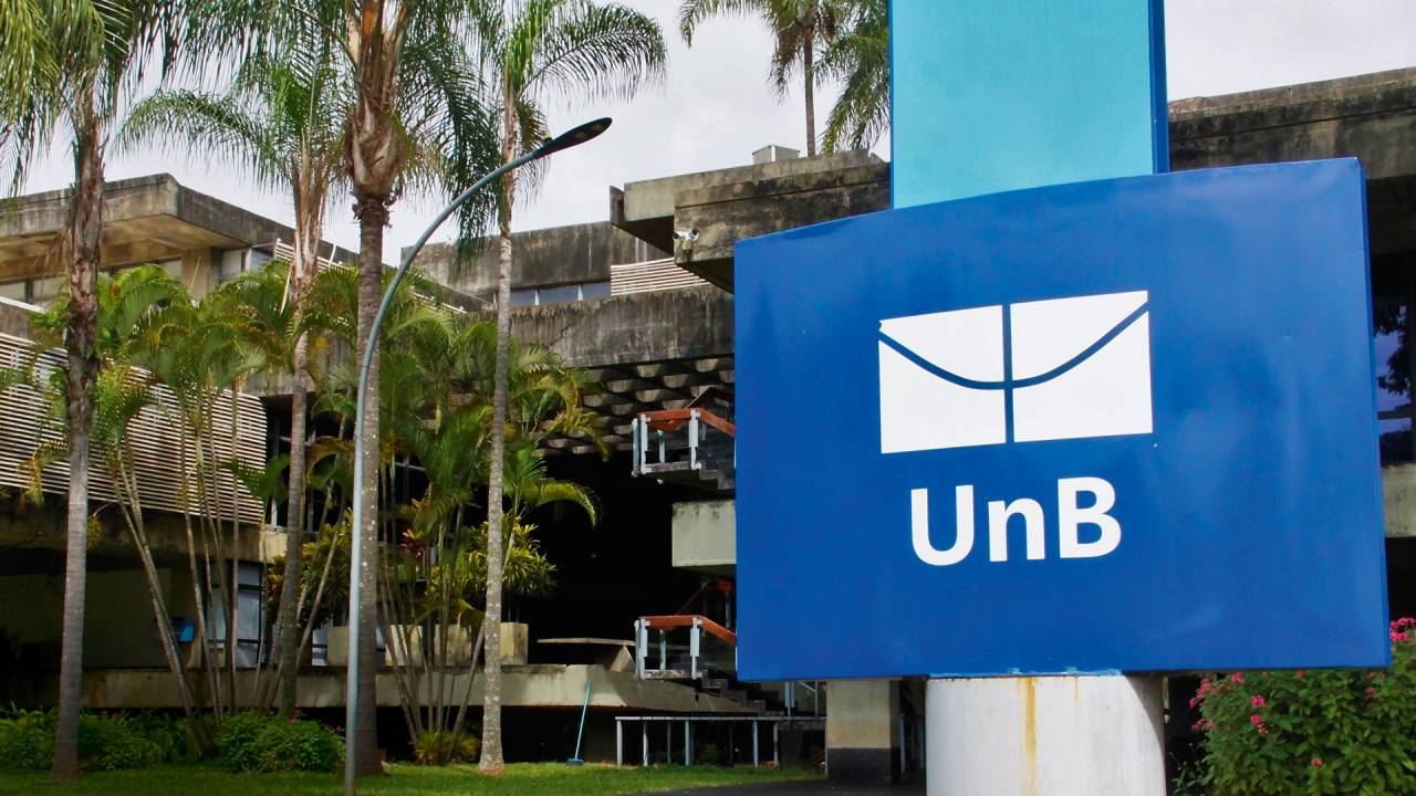 RESISTÊNCIA - UnB: papel de oposição ao regime militar e imagem associada ao campo progressista