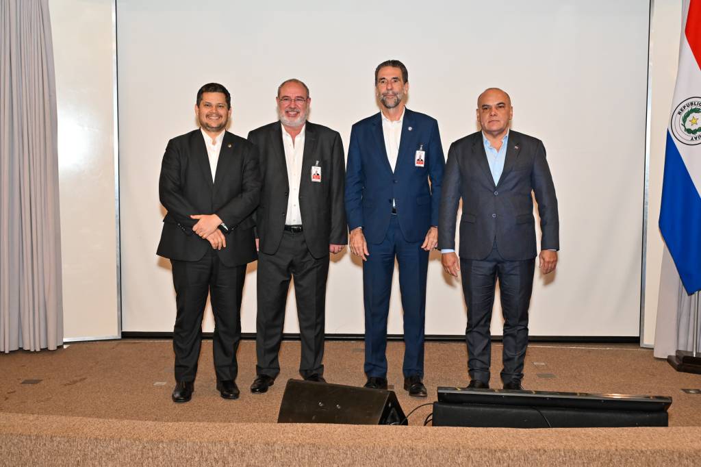 A visita de Alcolumbre e do presidente do Congresso do Paraguai a Itaipu