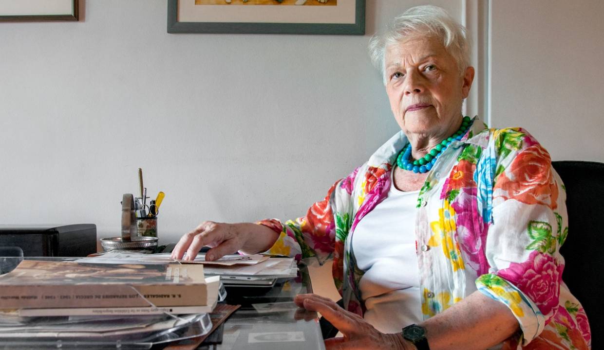Lola Hassid Angel