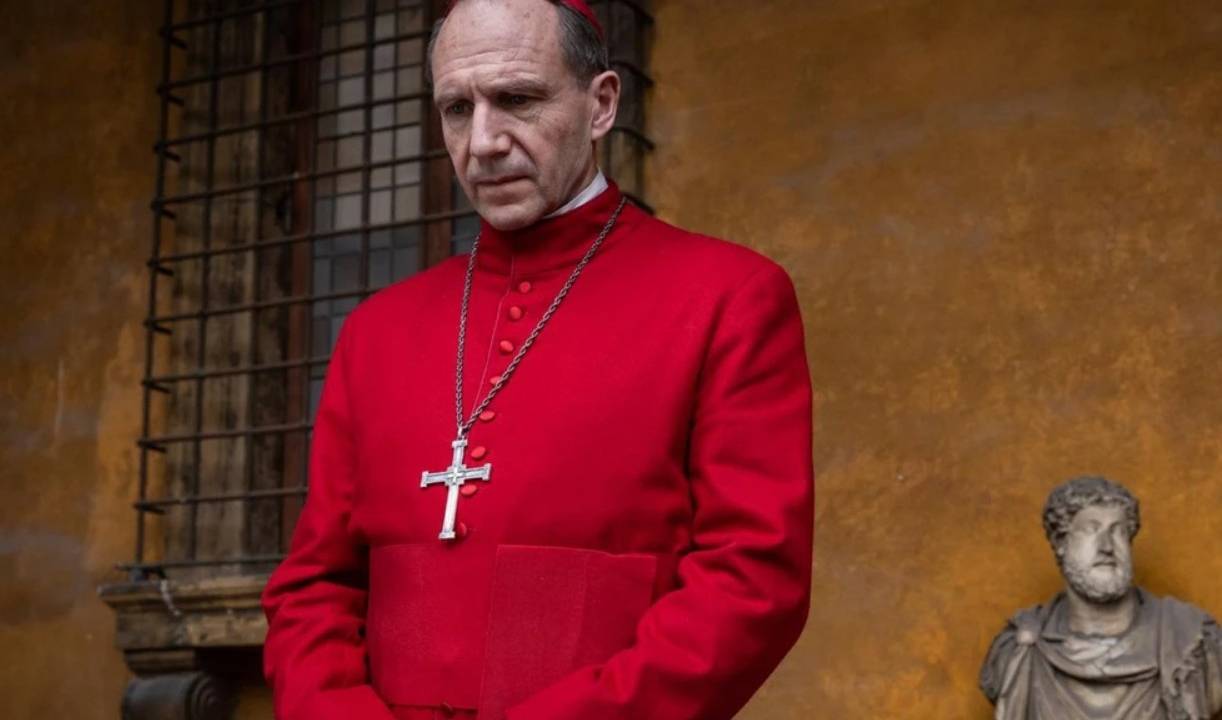 Ralph Fiennes em 'Conclave'