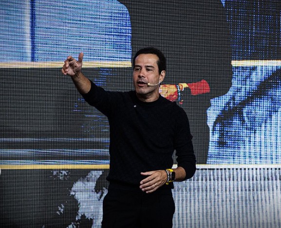Ricardo Nunes, fundador da Ricardo Eletro