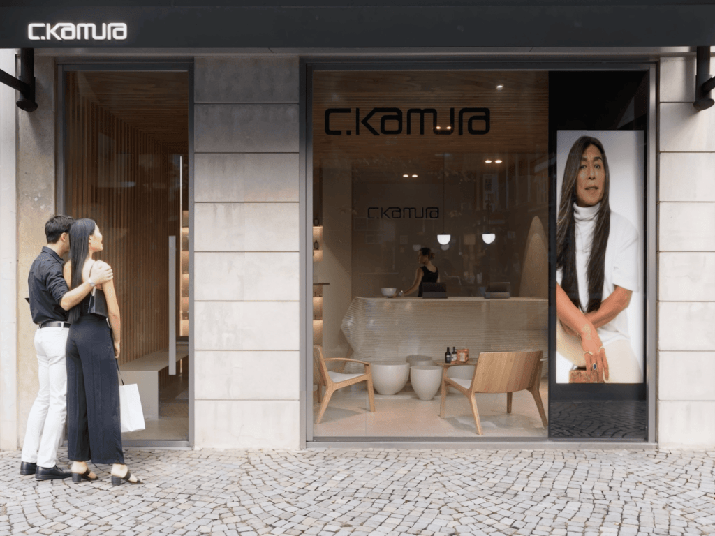 Celso Kamura vai abrir salão de beleza em Portugal em setembro