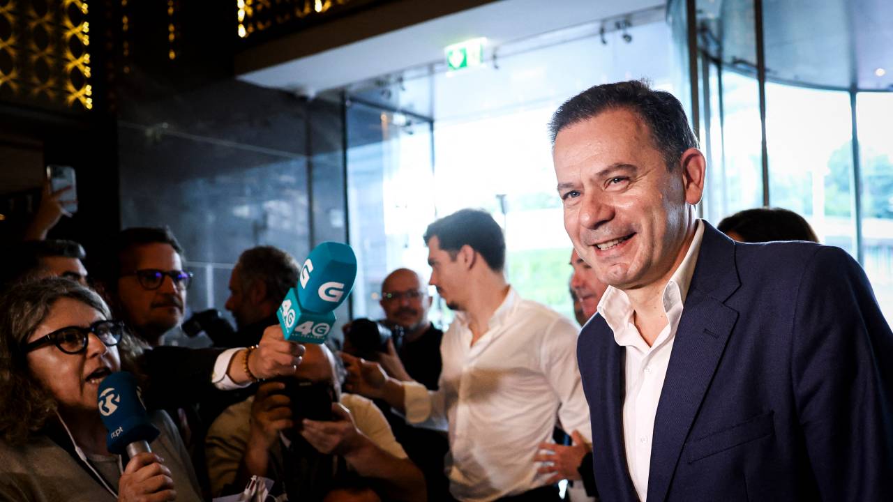 Luis Montenegro, da AD, será reconduzido ao cargo de primeiro-ministro de Portugal