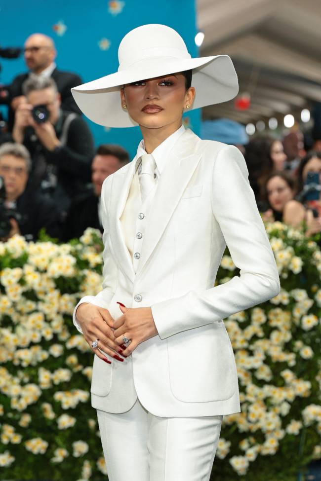 The 2025 Met Gala Celebrating “Superfine: Tailoring Black Style” – Arrivals NEW YORK, NEW YORK - MAY 05: Zendaya attends the 2025 Met Gala Celebrating