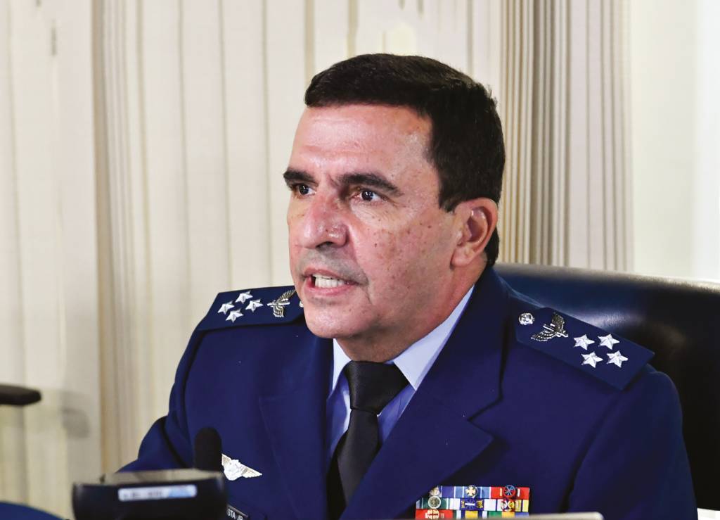 1D-(2)—51147488824_33cc8c55cb_o.jpg “Ele (Freire Gomes) disse com toda a educação ao presidente que, por hipótese, se ele atentasse, teria de prender. E eu mantenho isso.” - Brigadeiro Baptista Jr., ex-comandante da Aeronáutica