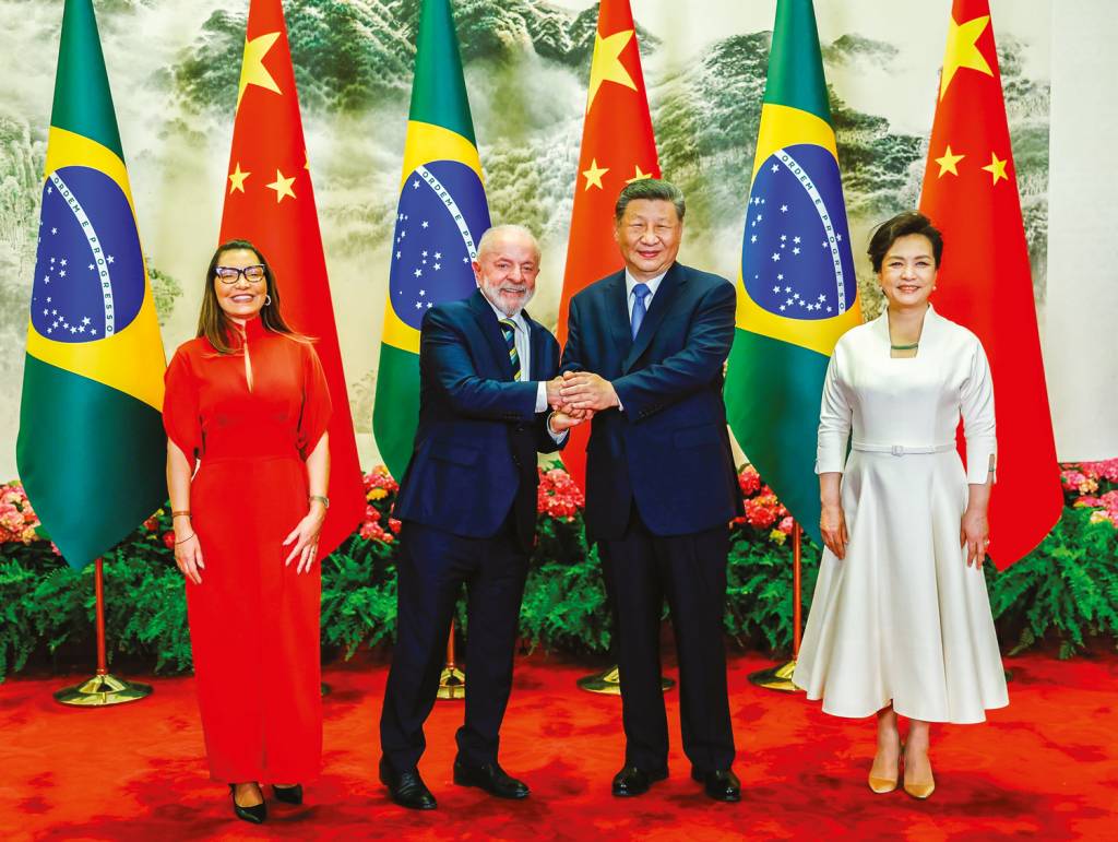 2—54516621468_f6daf680a6_o.jpg VAZAMENTO - Na visita recente a Pequim: considerações impróprias na frente do presidente chinês
