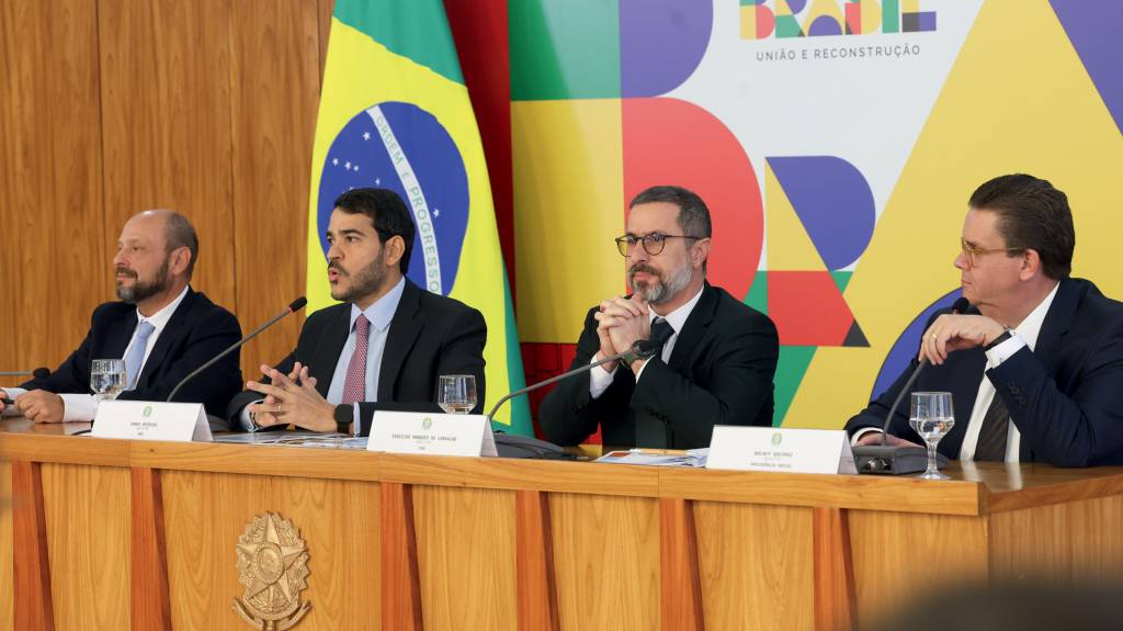 Brasília (DF) 08/05/2025 – Coletiva de imprensa para atualização da Operação Sem Desconto com os ministros Jorge Messias (AGU), Vinicius Marques de Carvalho (CGU), Wolney Queiroz (Previdência Social) e o presidente do INSS, Gilberto Waller. Foto Ant ORDEM UNIDA - Planalto: para conter danos de imagem, ministros destacam que crime começou na gestão passada