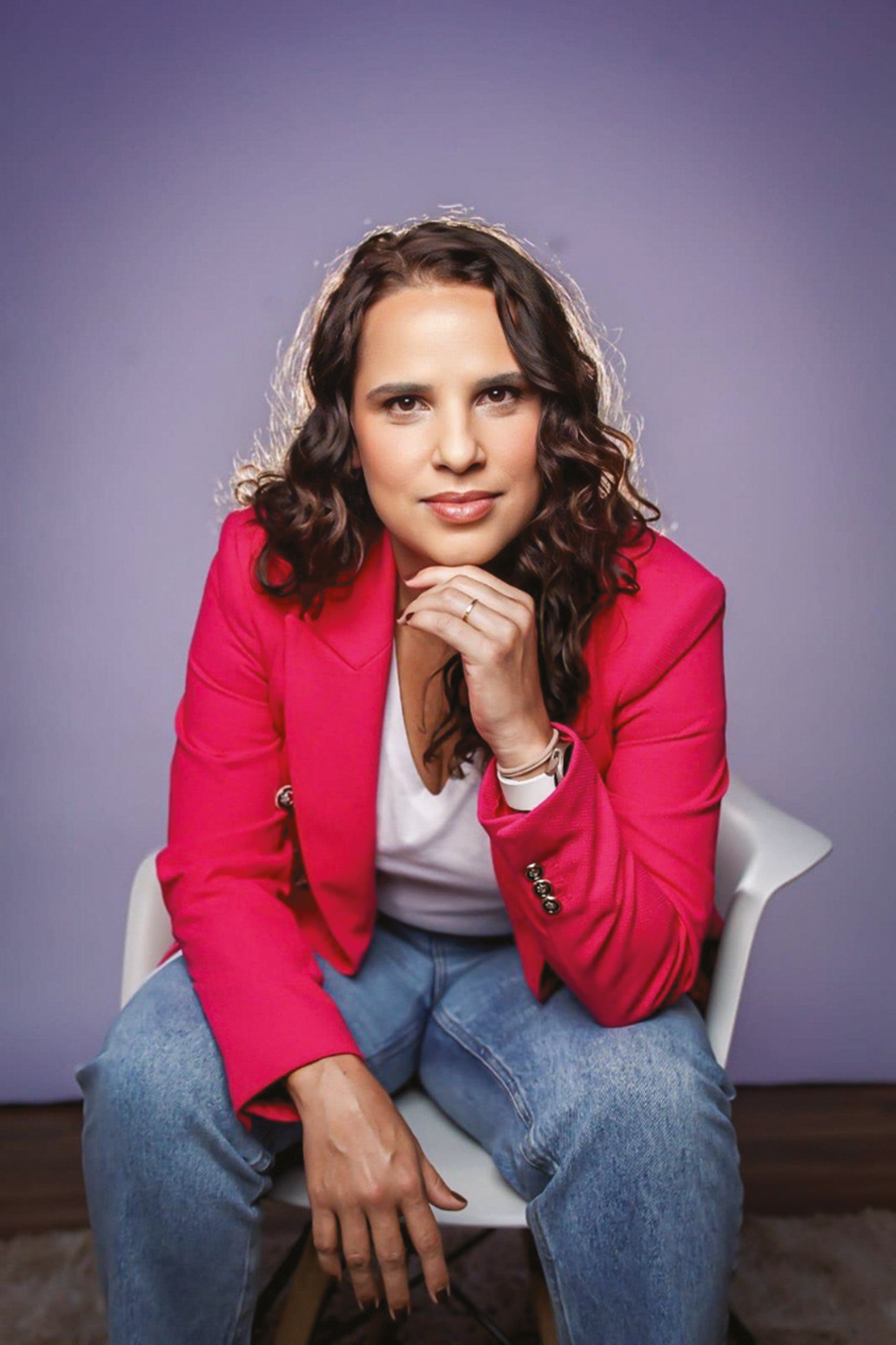 2D-(2)–Fernanda-Machado,-especialista-em-empreendedorismo-feminino-e-CEO-do-Festival-Conectadas.jpeg JEITO PRÓPRIO - A empresária Fernanda Machado, 39, enxerga na liderança feminina características fundamentais para alavancar um negócio. “Chefiamos com empatia, colaboração e visão estratégica”, observa ela, que atua para conectar empreendedoras.