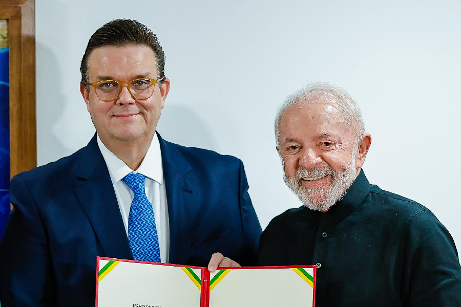 Ministro da Previdência vai a comissão do Senado explicar fraudes no INSS