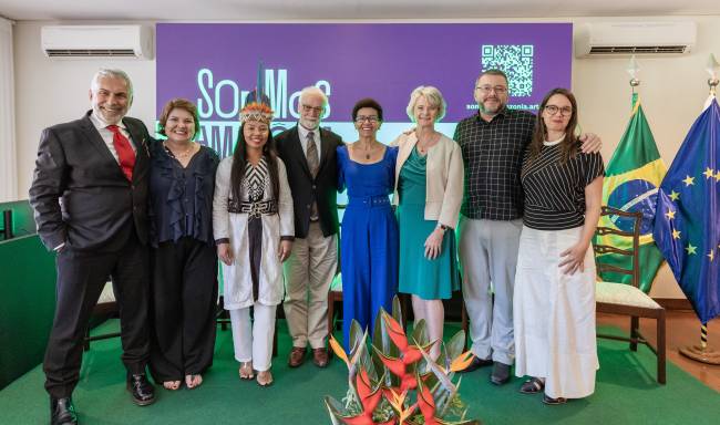 Agra-Yeda-Wand-Ricardo-Vacleia-Fiona-Luiz-Mariana- Agra-Yeda-Wand-Ricardo-Vacleia-Fiona-Luiz-Mariana-
