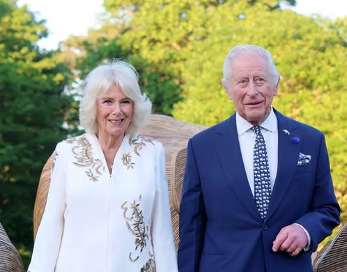 Rei Charles III e Camilla