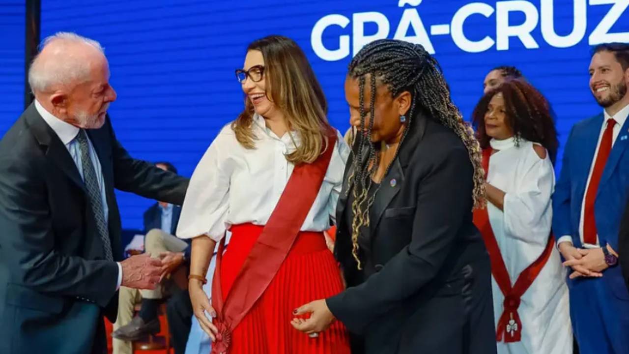 HOMENAGEM - Janja recebeu honraria em cerimônia realizada nesta semana
