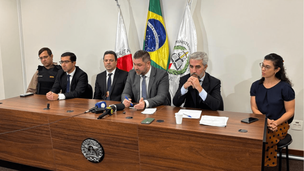 Coletiva de imprensa do MP com a PC de MG sobre adolescente de 14 anos morta em escola particular de Uberaba