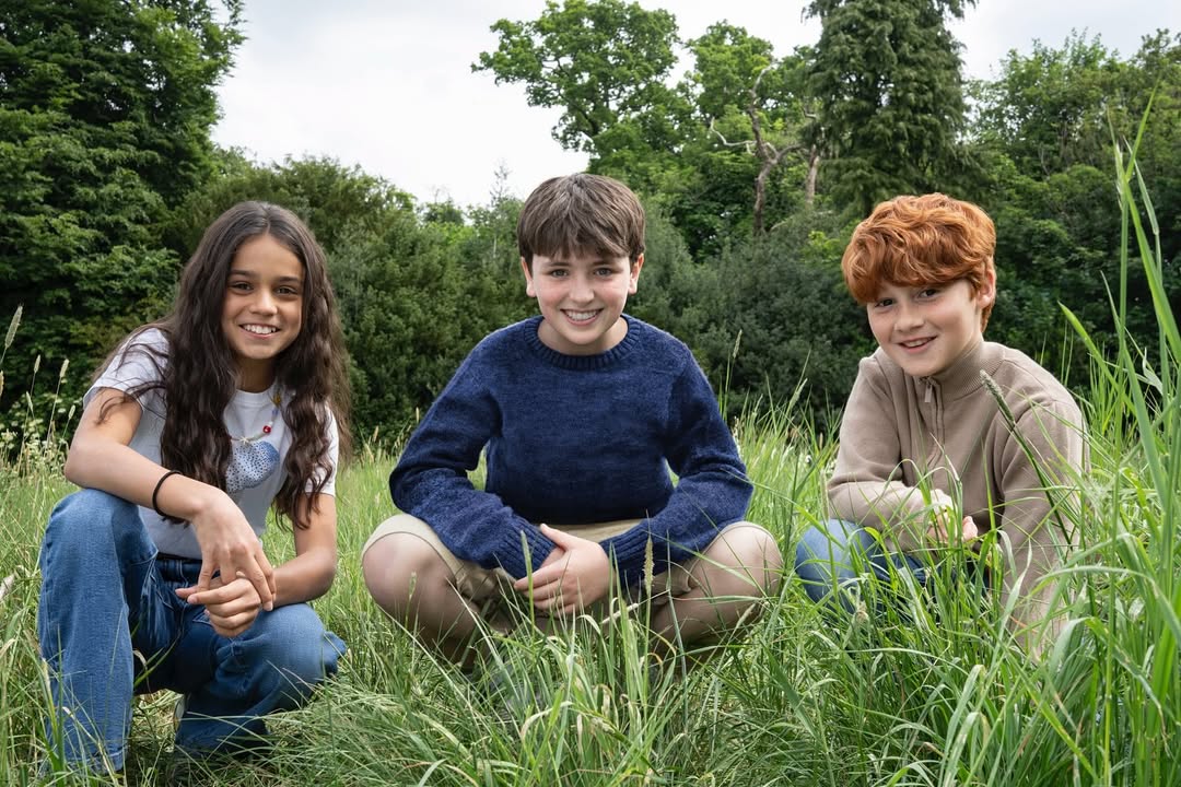 Arabella Stanton, Dominic McLaughlin e Alastair Stout serão Hermione, Harry e Ron, respectivamente