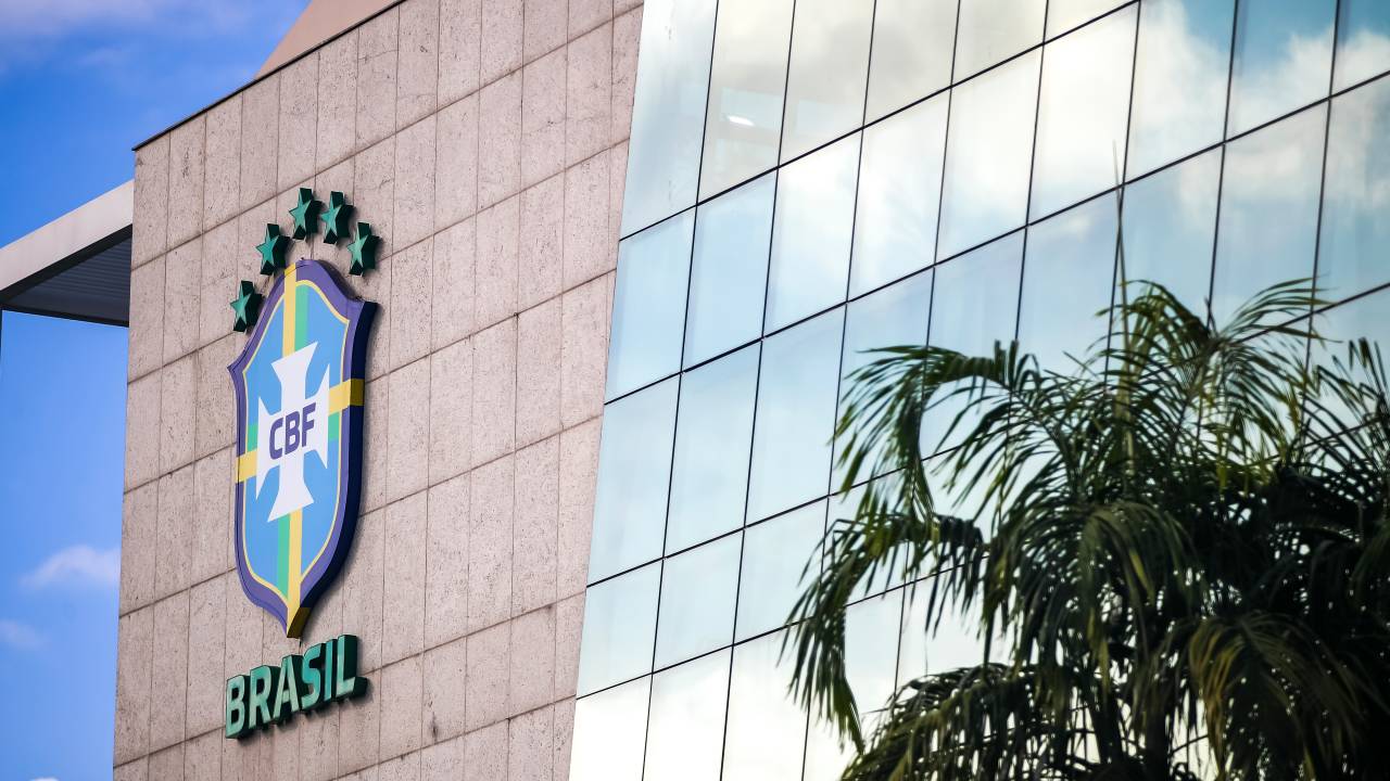 RIO DE JANEIRO, BRAZIL - JUNE 01: Facade of the Brazilian Football Confederation (CBF) headquarters on June 01, 2021 in Rio de Janeiro, Brazil. CONMEBOL announced on Monday May 31 that Brazil will host the next Copa America, initially scheduled to be played in Colombia and Argentina. Due to an ongoing social crisis, Colombia was removed as co-host earlier this month and Argentina was pulled out at the last minute as the country faces a surge in COVID-19 cases. (Photo by Buda Mendes/Getty Images)