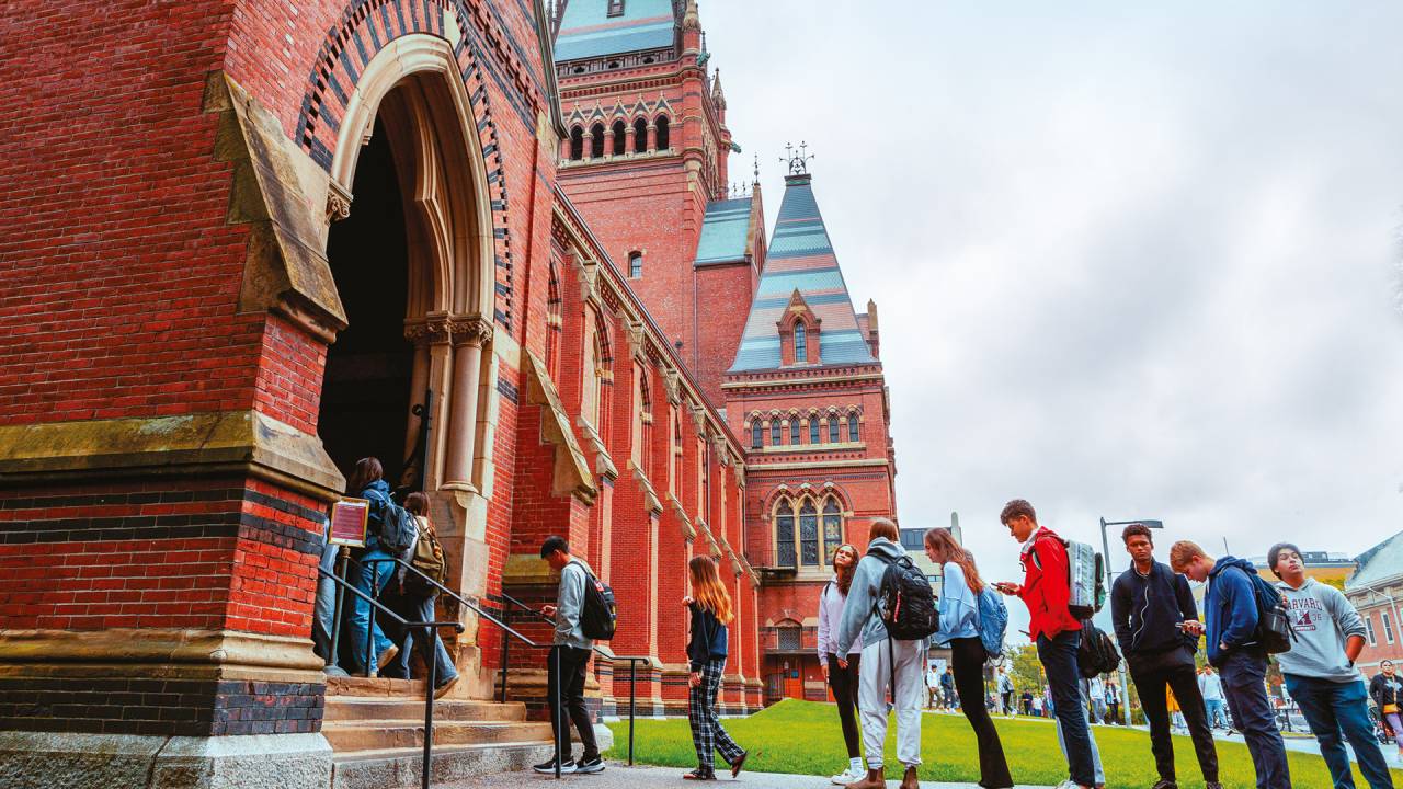 NO TOPO - Campus de Harvard: a qualidade viceja em meio a talentos de todas as nacionalidades