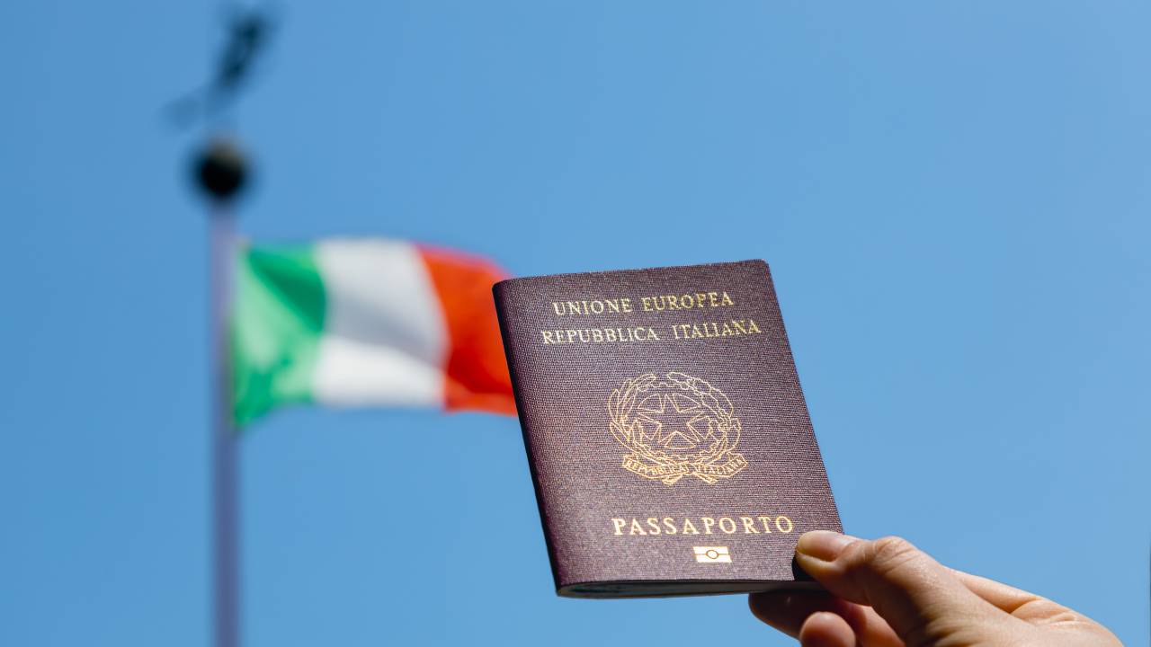 Para obter cidadania italiana, é necessário comprovar vínculo.