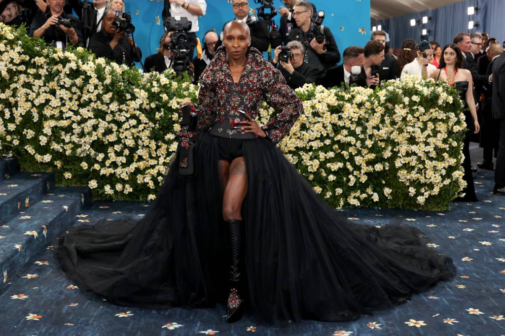 The 2025 Met Gala Celebrating “Superfine: Tailoring Black Style” – Arrivals Cynthia Erivo veste Louis Vuitton