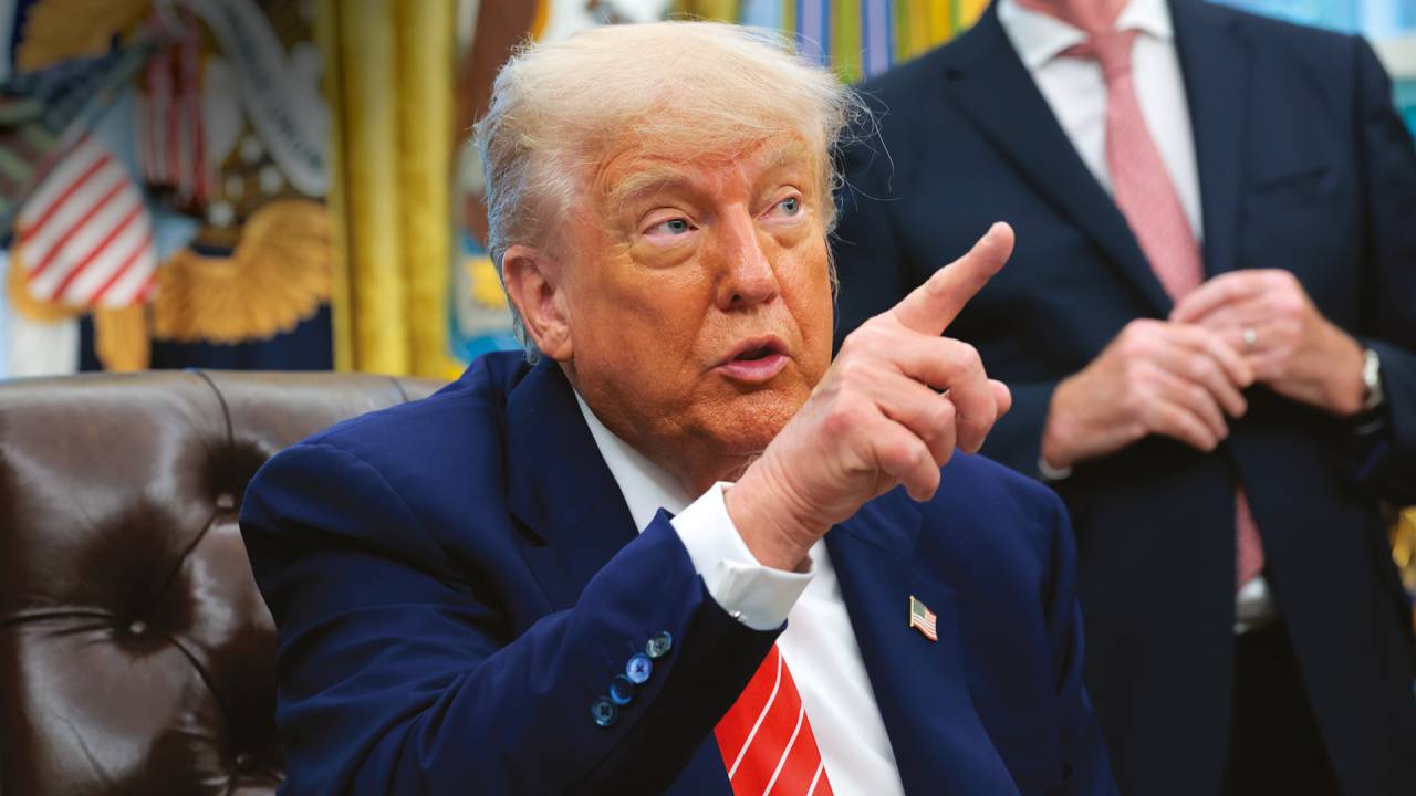 Trump: suas políticas geram incertezas e aumentam a dívida pública dos Estados Unidos