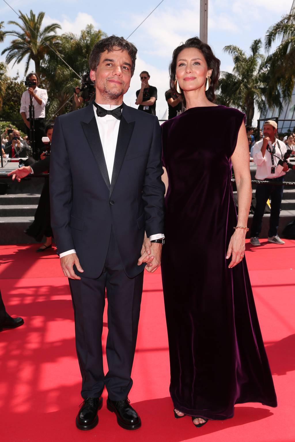 Wagner Moura e Maria Fernanda Candido no tapete vermelho do Festival de Cannes para estreia de ‘O Agente Secreto’ Wagner Moura e Maria Fernanda Candido no tapete vermelho do Festival de Cannes para estreia de 'O Agente Secreto'