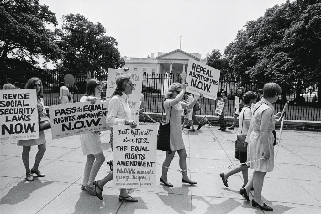 GettyImages-515572176.jpg CAUSA NOBRE - Manifestação na Casa Branca, nos Estados Unidos, na década de 1960: conquista à base de luta