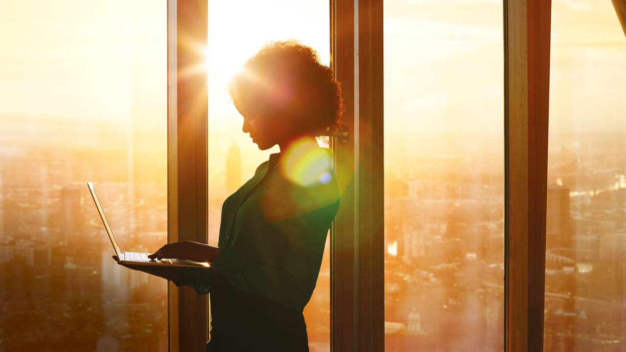 SEGURA NO TOPO - Liderança feminina: 54% das que chegam lá têm habilidades necessárias para comandar